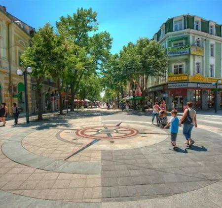 Cozy 2 In Center - Aleko Burgas